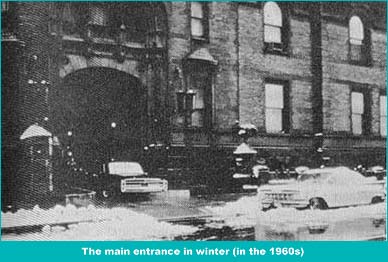 The main entrance of the Dakota in the 1960s during the winter months.